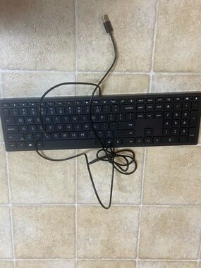 HP Slim Black Wired USB Full-Size Keyboard with Numeric Keypad
